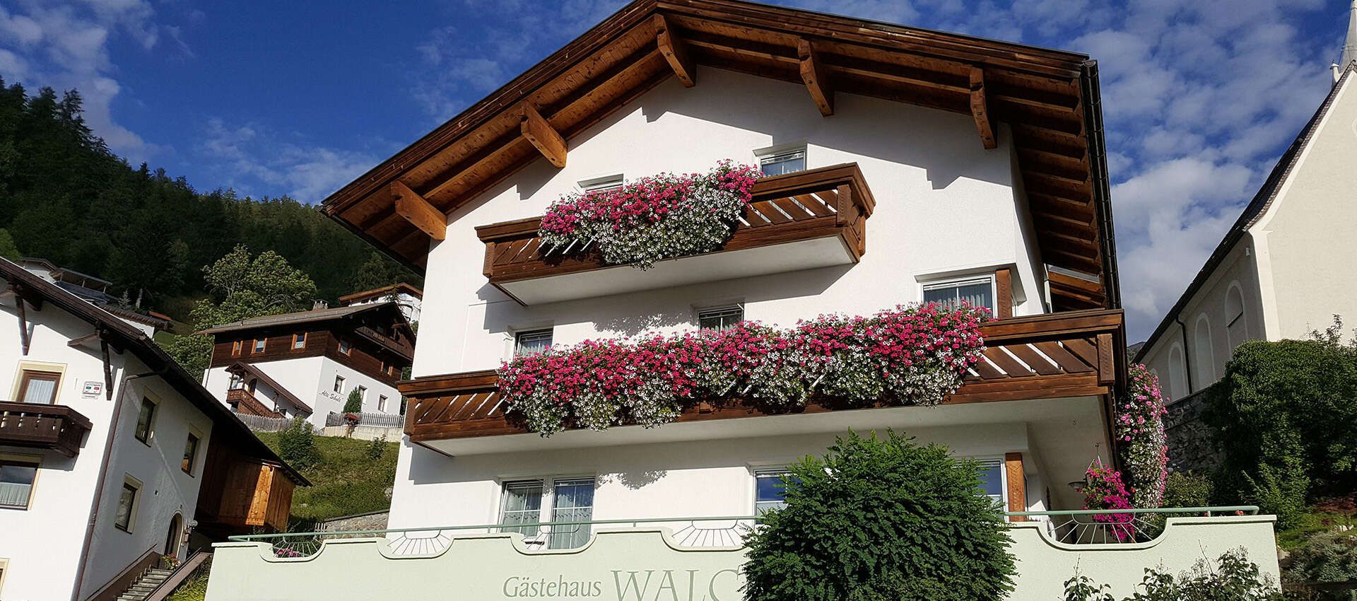 Guesthouse Walch with apartments in Fendels in the Kaunertal